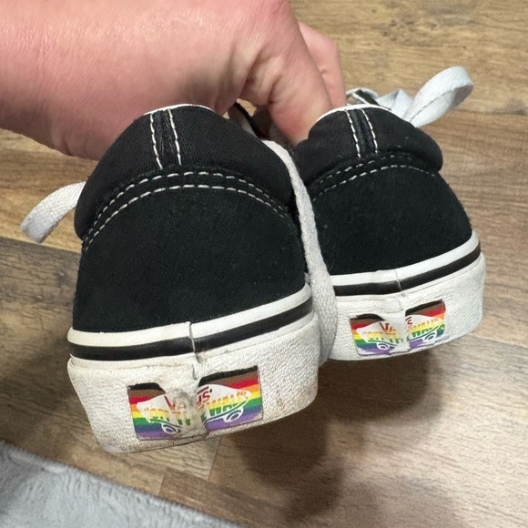 🛍️ Vans Old Skool Rainbow Pride Sneakers – Women’s 5 / Men’s 3.5 🌈🔥 - Picture 4 of 5